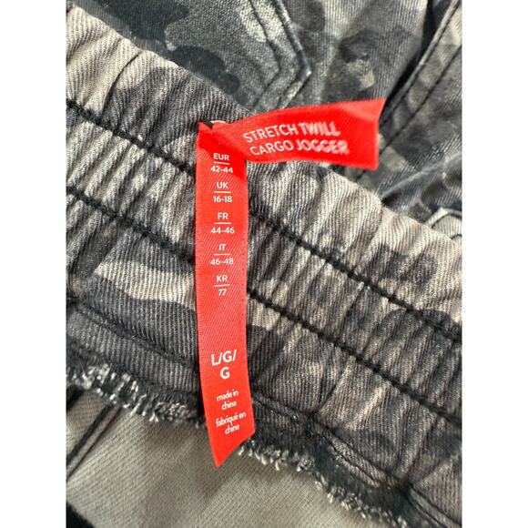 Spanx Gray Camo Stretch Twill Cargo Jogger Utility Pull Up Pants Size L - Picture 9 of 10